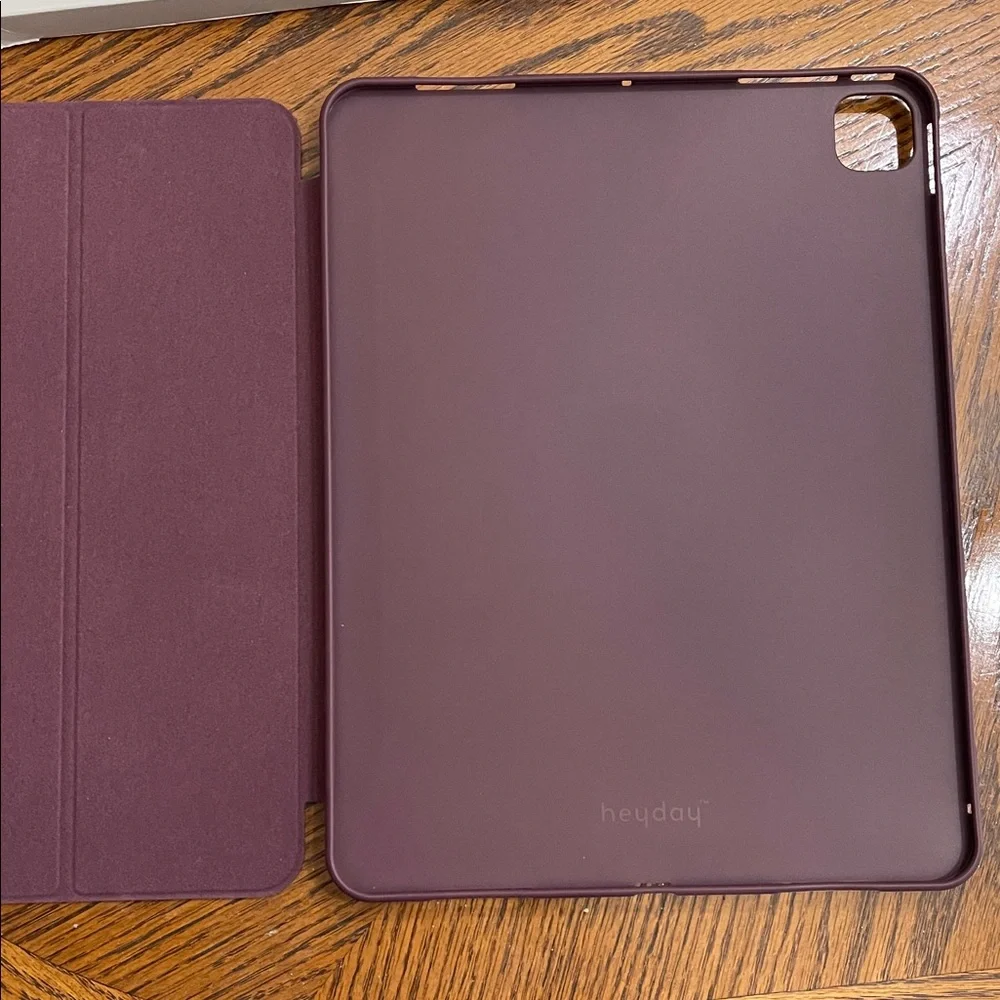 NEW heyday IPad Pro 13 in Dark Cherry Case